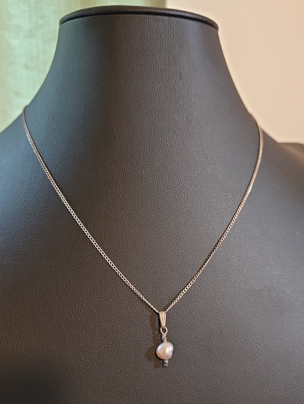 Classic Silver Pearl Drop Necklace
